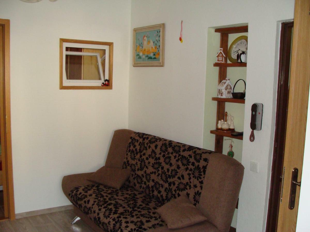 Апартаменти Apartman Polni 930 Глубока-над-Влтавою Екстер'єр фото